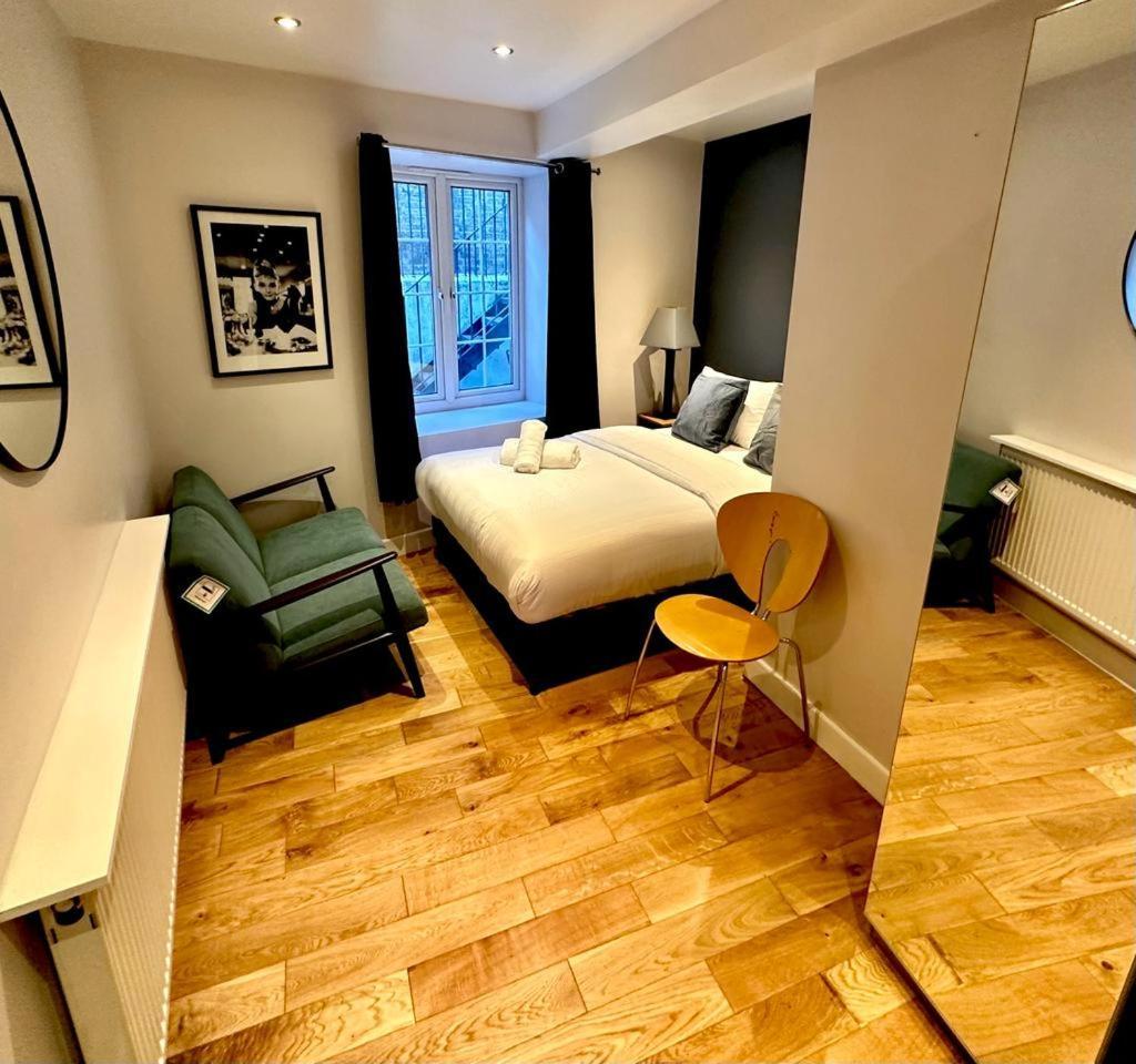 Appartamento 30 Secs To Euston Station Londra Esterno foto